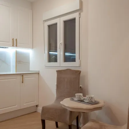 Avg Costa One Apartamento